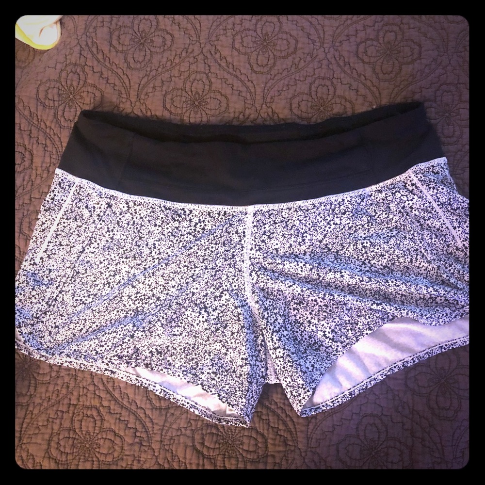Lululemon Speed Up Short- EUC
